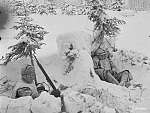 Минута отдыха на передовой линии в районе р. Коллаа (восточнее д. Лоймола), 01.02.1940. ”SA-kuva”